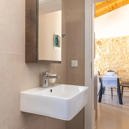 Myra House * Chania (Crete)